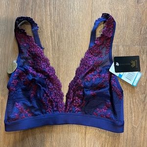 Convertible lace bra NWT